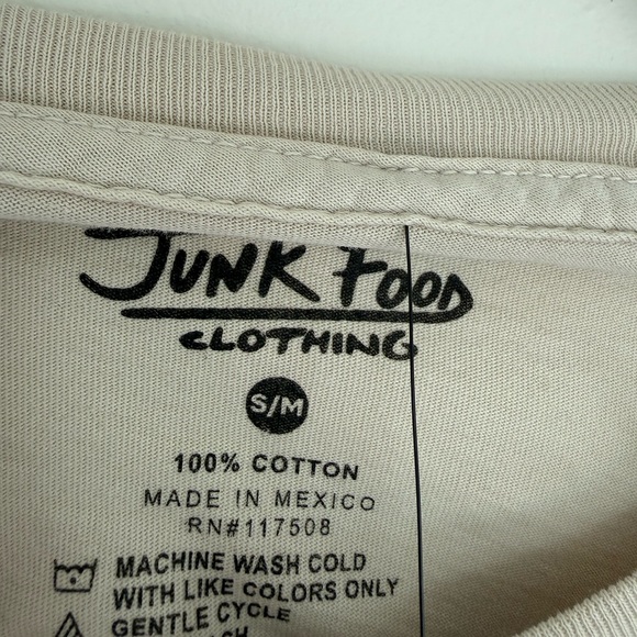 NWT Junk Food Clothing Horse Graphic Tee in Birch Size S/M - Picture 6 of 7